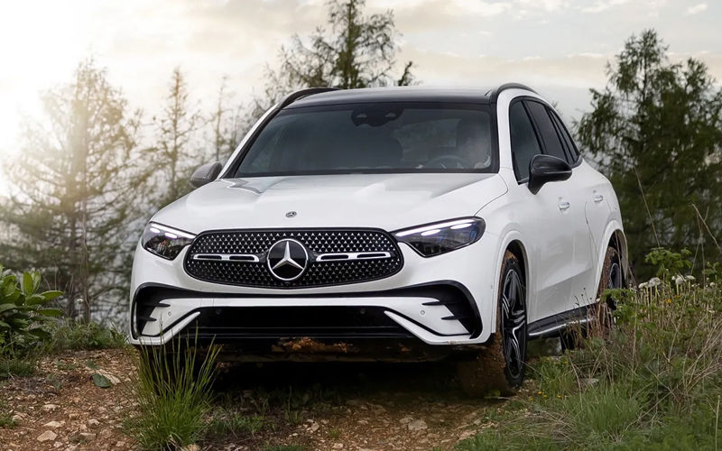 2023 GLC SUV | Now available in Vancouver | Mercedes-Benz