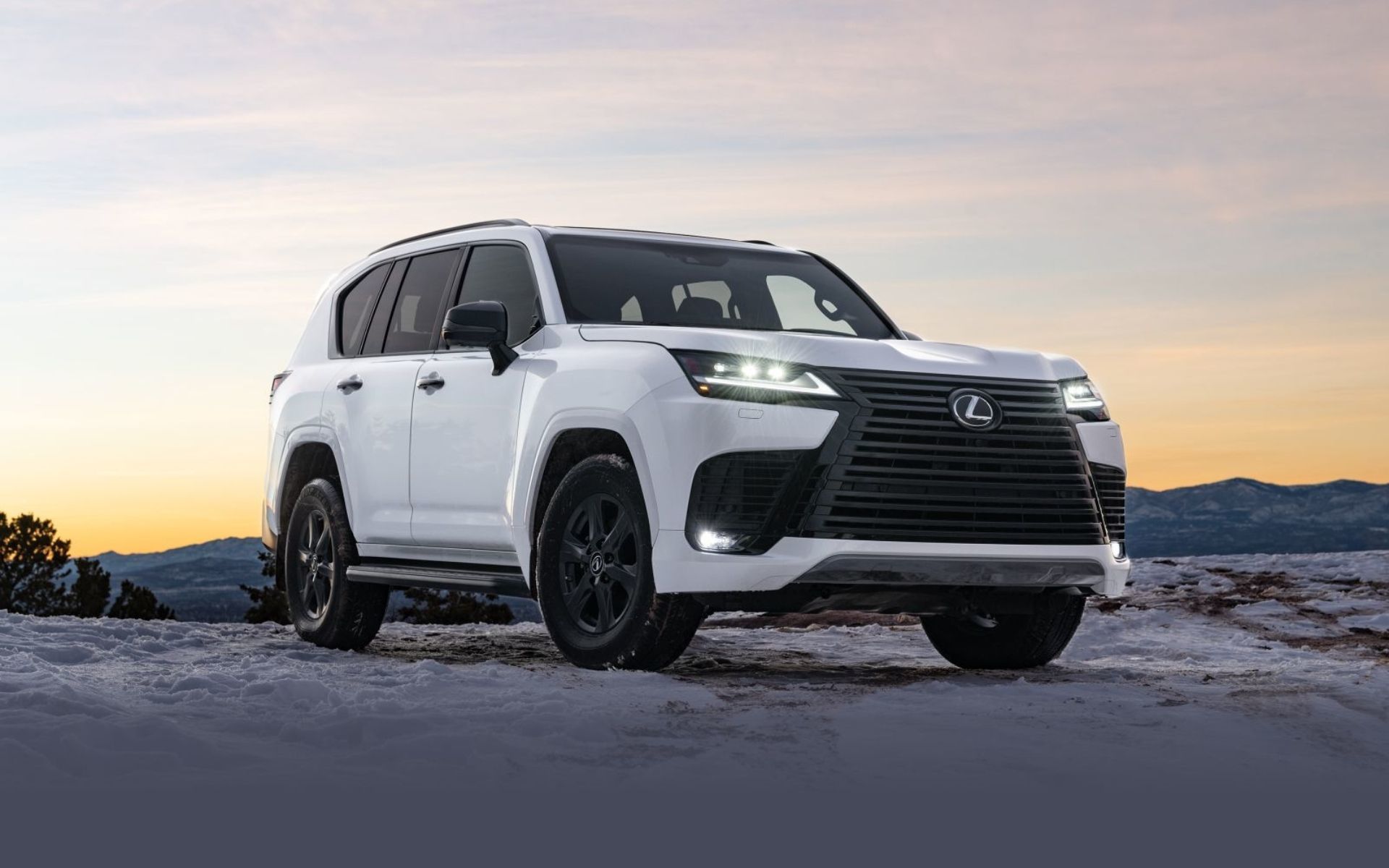 Lexus Laval | Lexus LX 2024 : un VUS de luxe aux performances ...