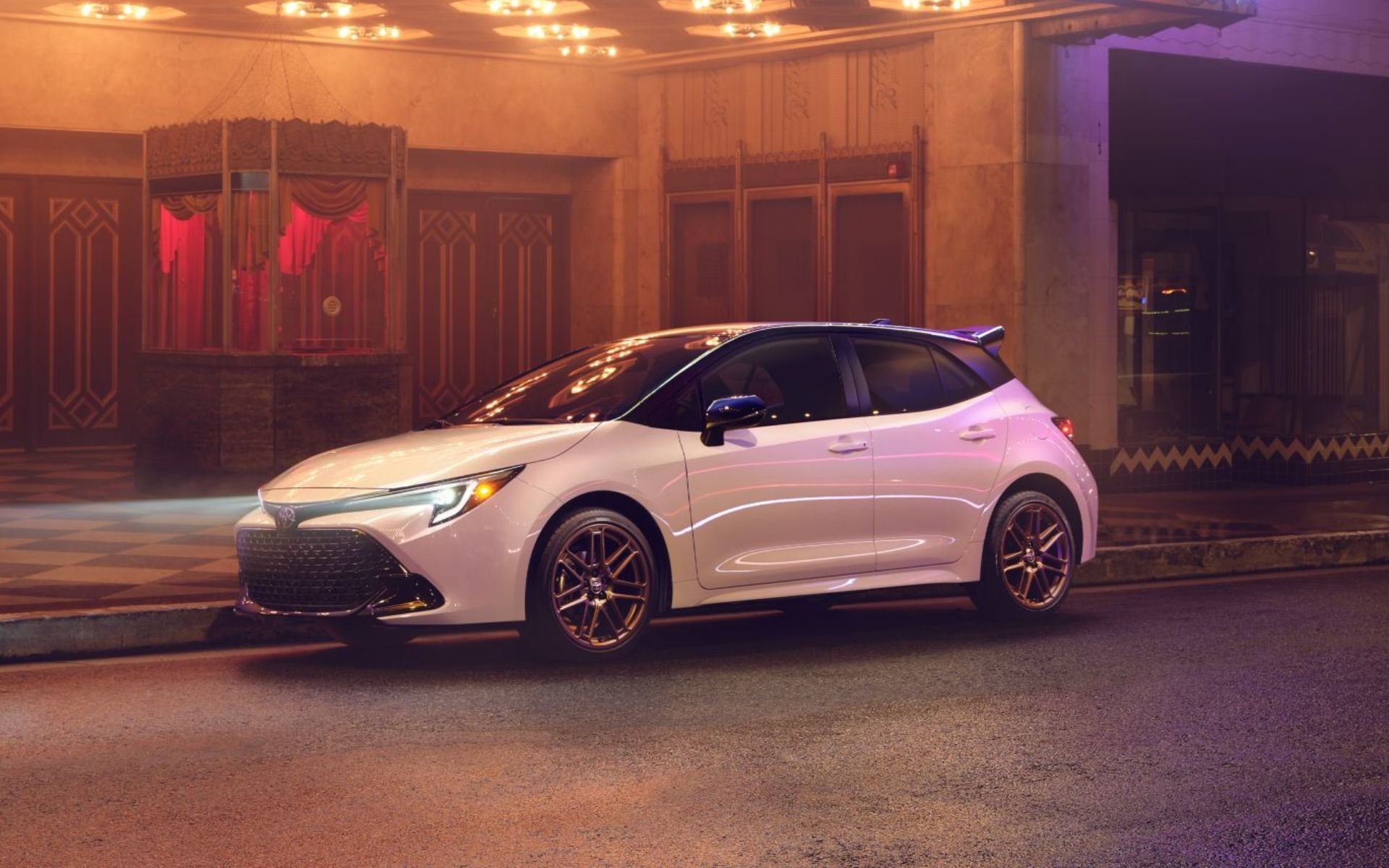 Bolton Toyota 2024 Corolla Hatchback