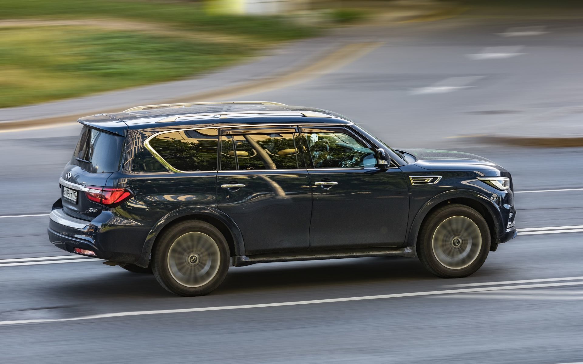 Découvrez le luxe du tout nouveau Infiniti QX80 2025