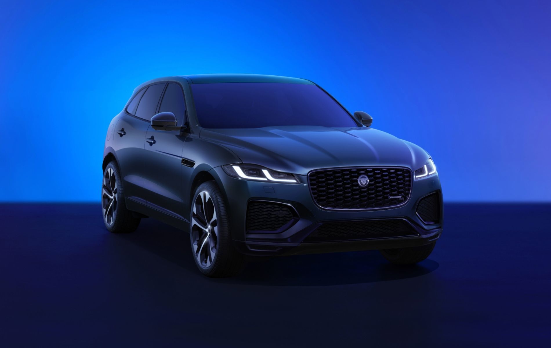 2025 JAGUAR F-PACE MHEV R-Dynamic S in Vancouver, BC