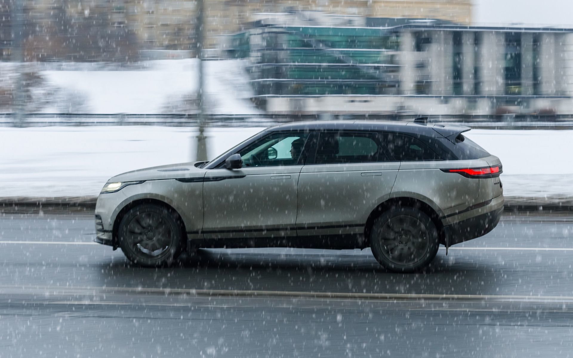 2025 Range Rover Velar MHEV in Vancouver, BC