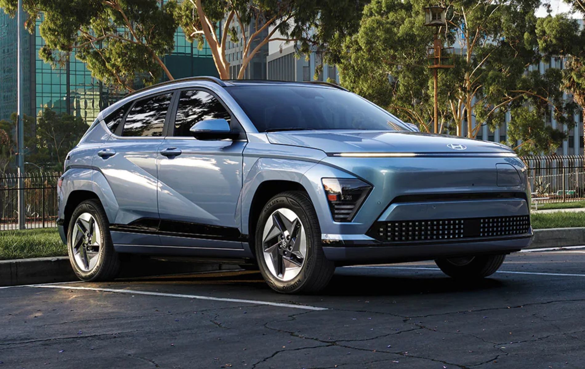 Discover the 2025 Hyundai KONA Electric at Hyundai Gallery, Calgary