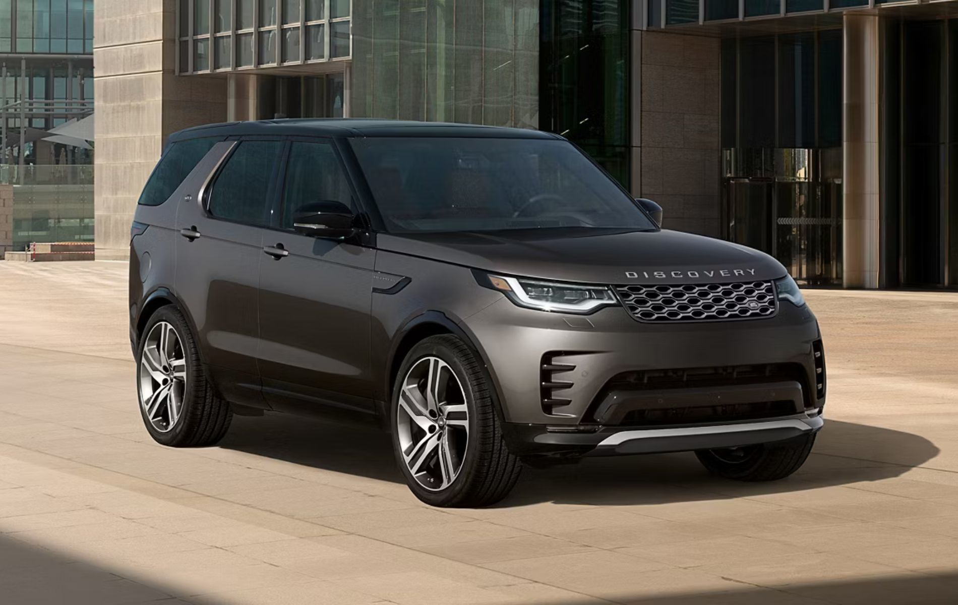 2025 Discovery Trims for Every Lifestyle and Adventure