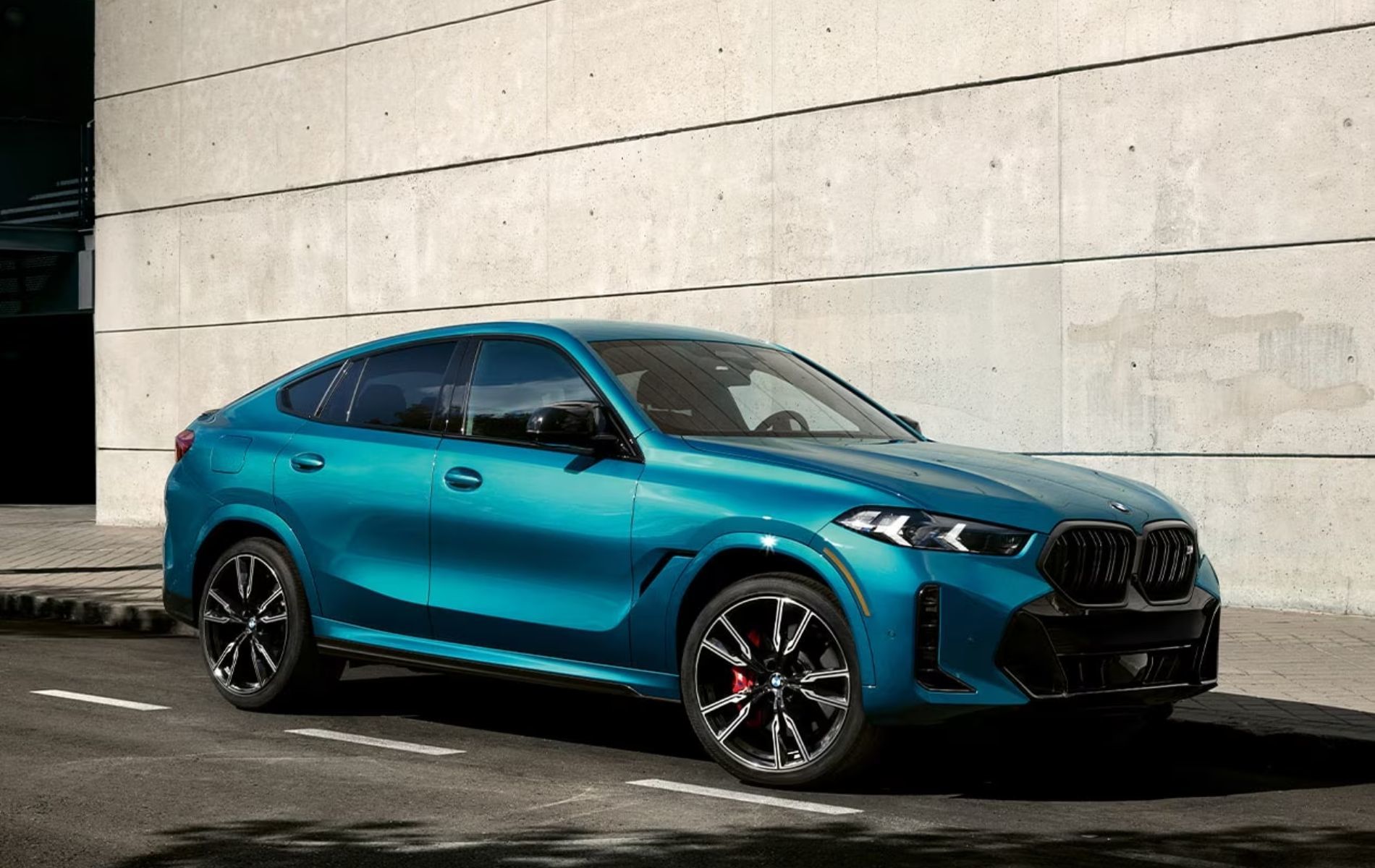 The 2025 BMW X6: A Fusion of Power, Elegance & Innovation