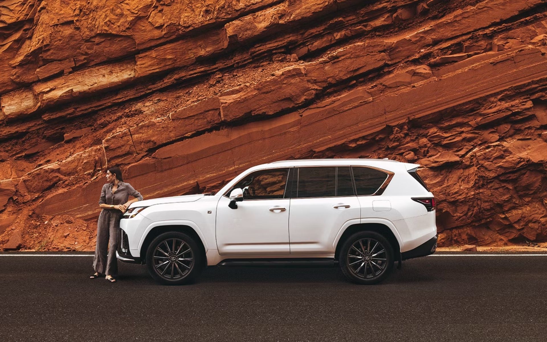 Lexus LX 2025 : VUS de luxe à 3 rangées