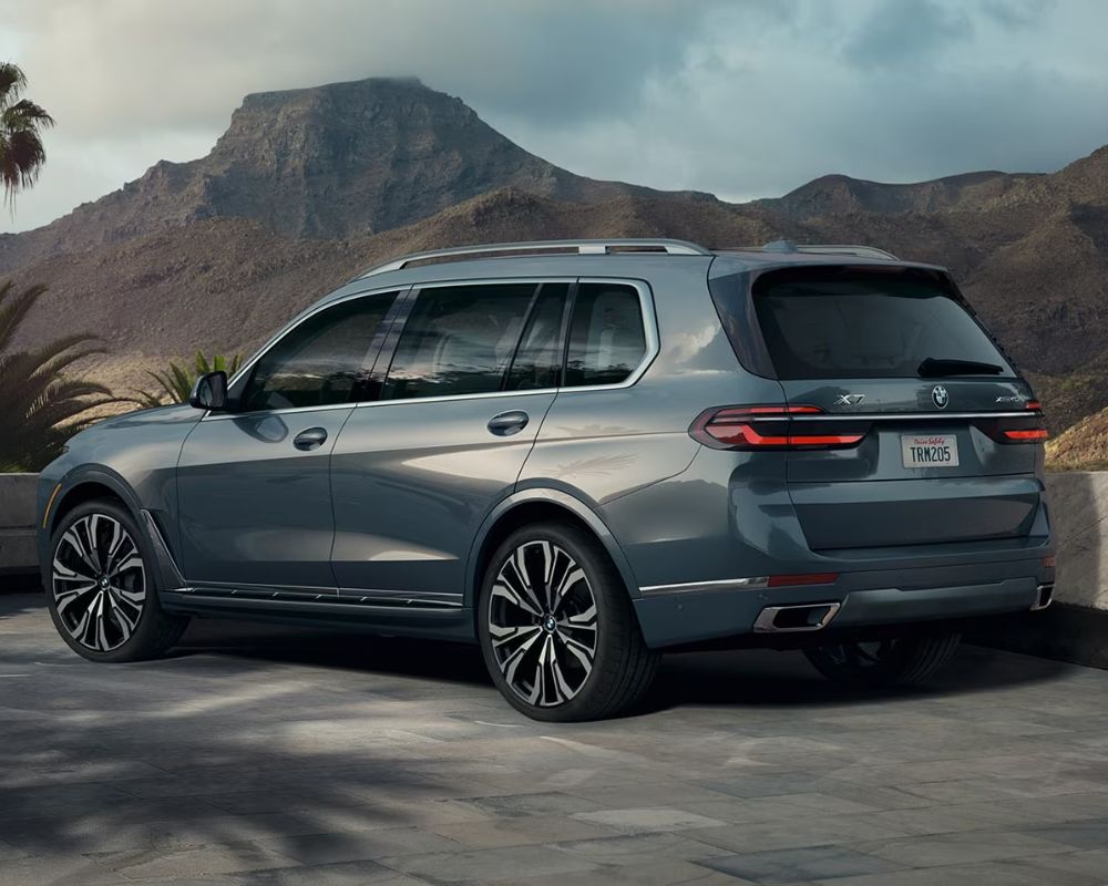 2025 BMW X7 Performance Features: Explore Power and Precision