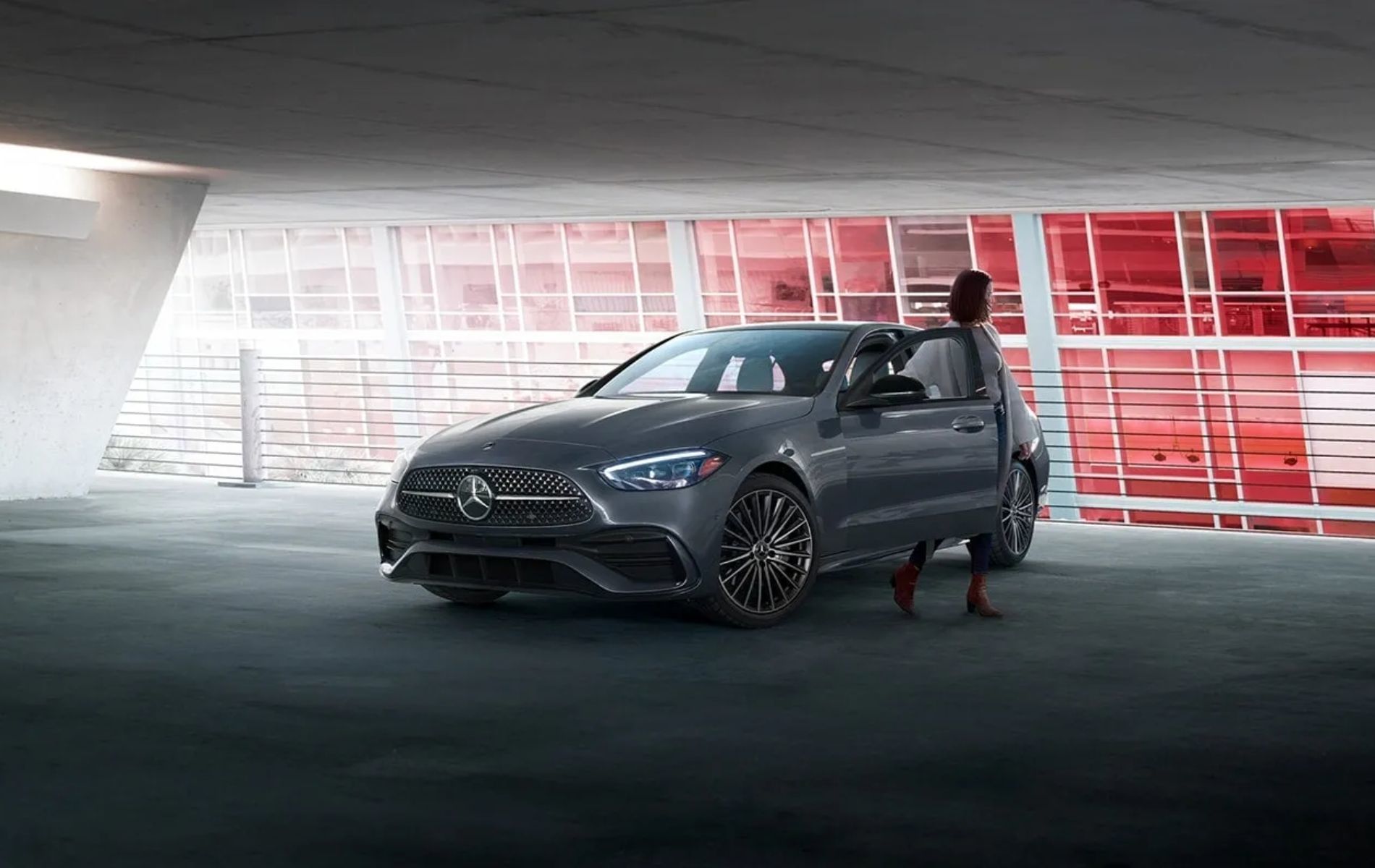 2025 Mercedes-Benz C-Class Sedan: Design Revealed