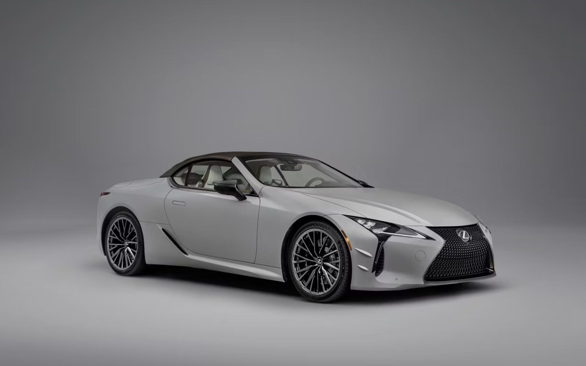 Découvrez tout sur la Lexus LC 500 décapotable 2026