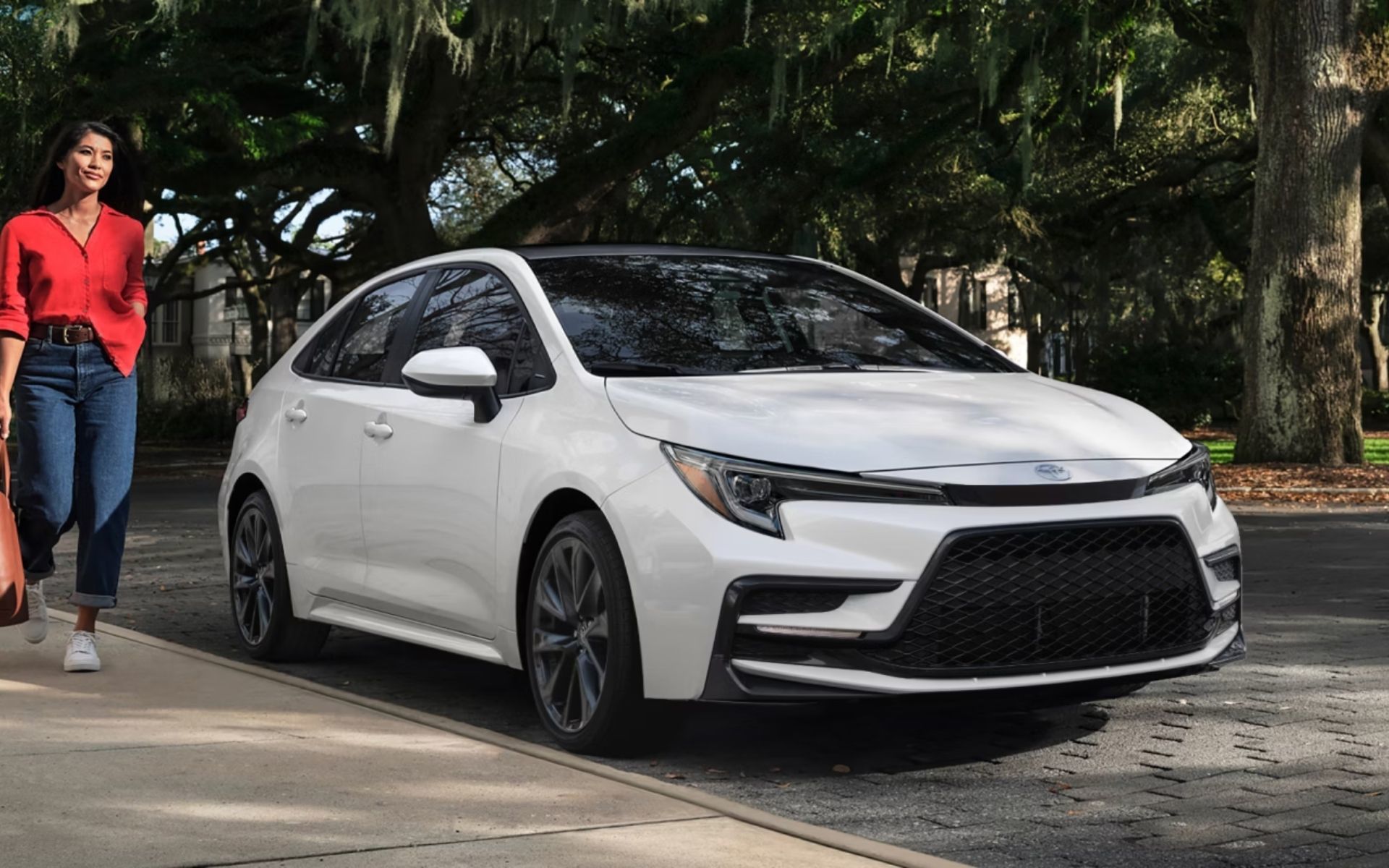 Découverte des modèles Hybrid de la Toyota Corolla 2026