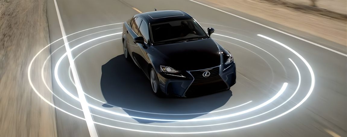 Lexus Laval | Découvrez le système de sécurité évolué Lexus+