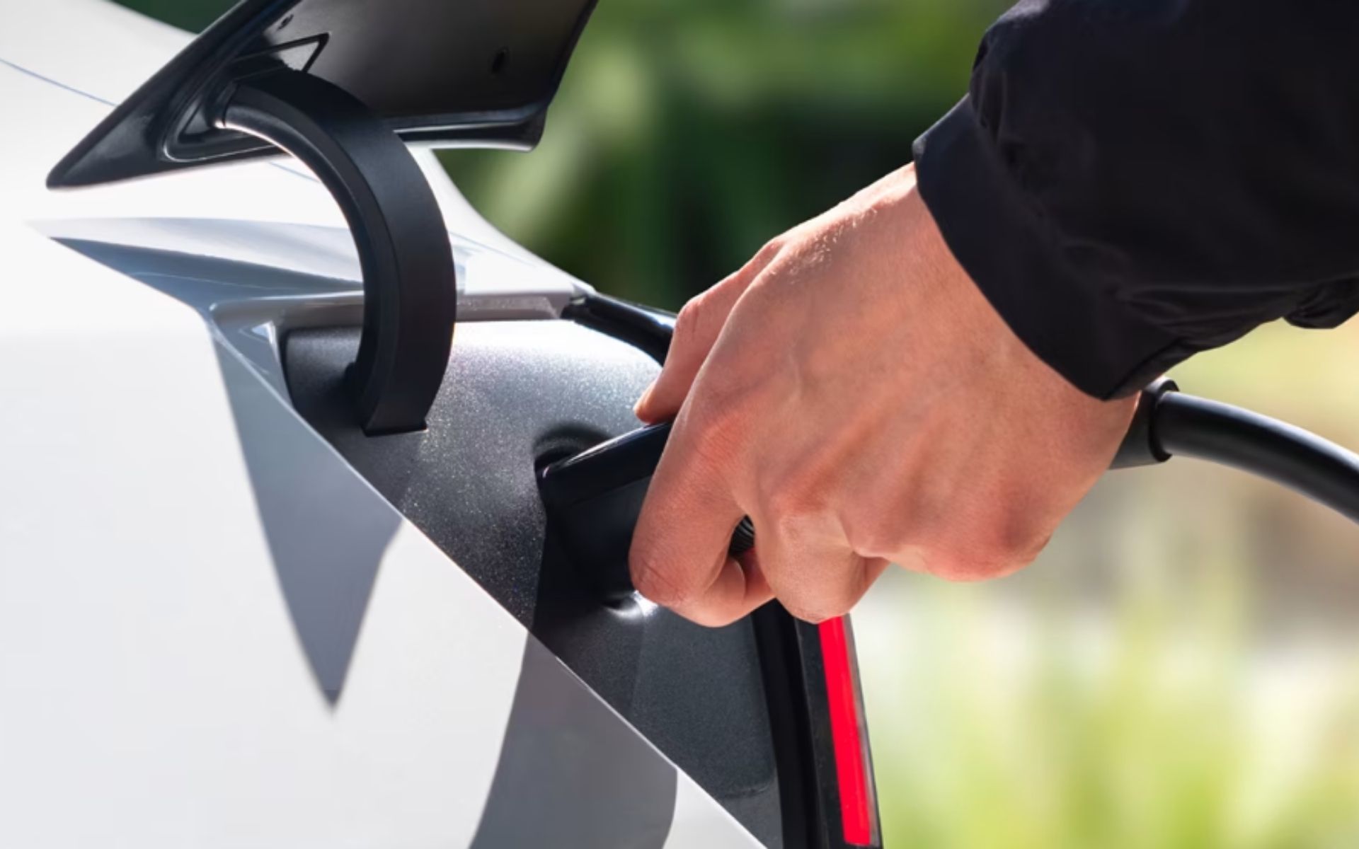 Tesla Superchargers Now Open to Honda and Acura EVs Across Canada