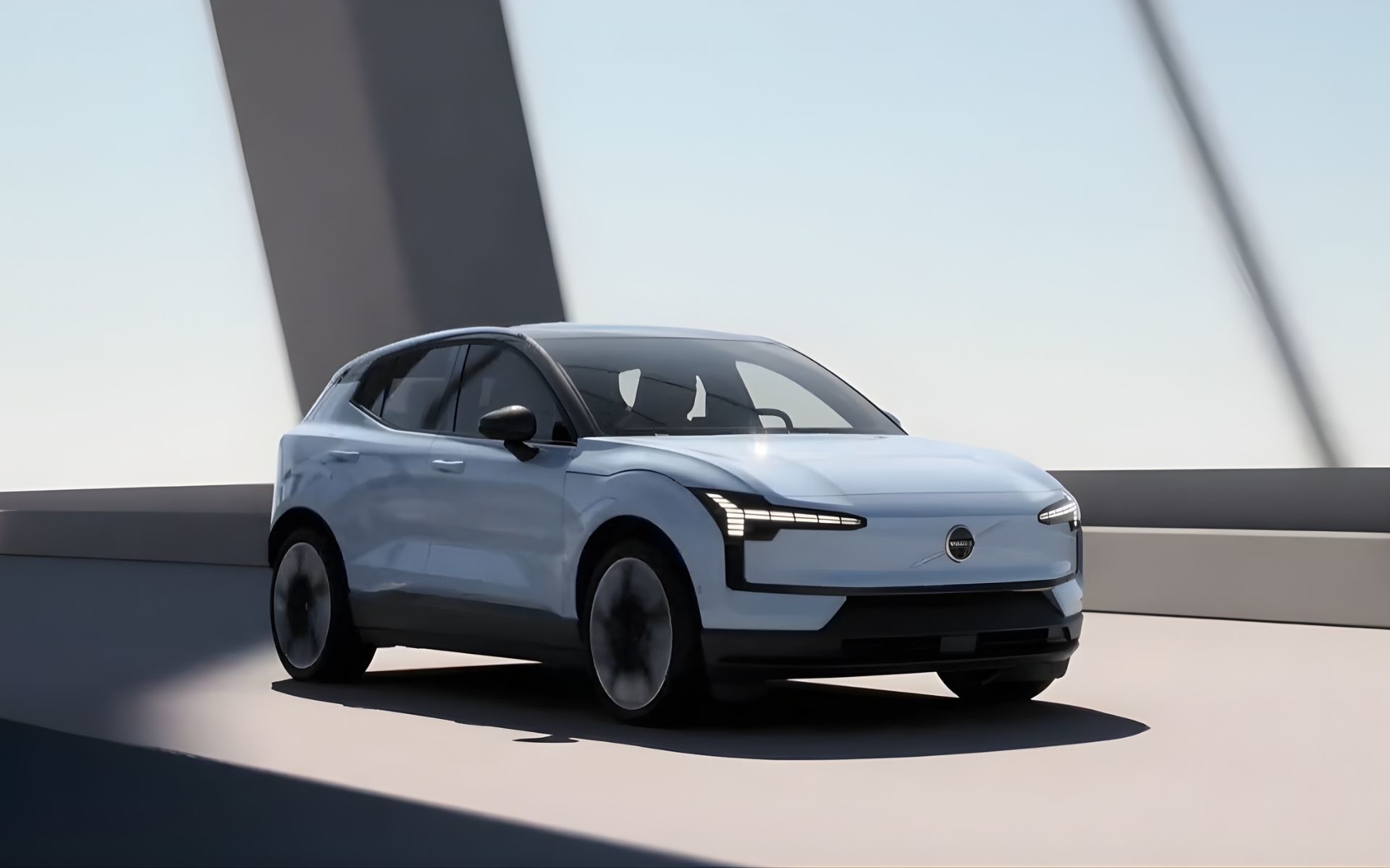 2026 Volvo EX30: Single Motor Extended Range vs Twin Motor Performance