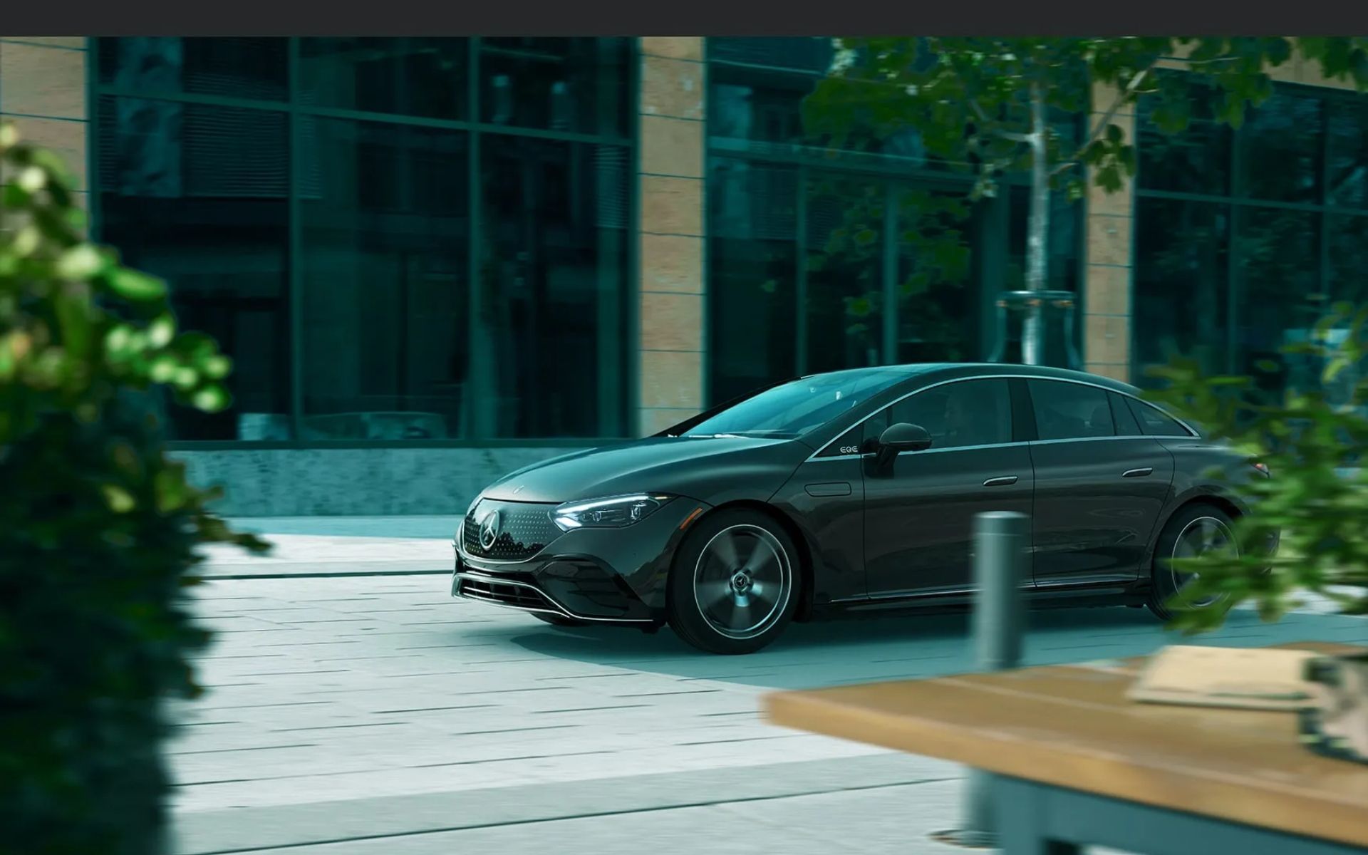 Buying Used Cars from Our Pre-Owned Inventory: A Smarter Way to Enjoy the Mercedes Experience