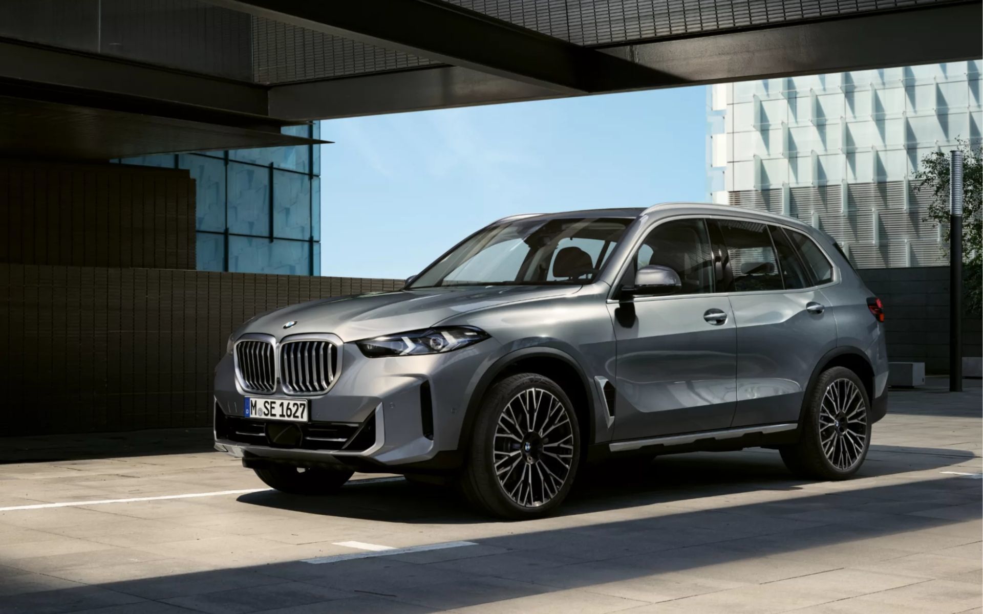 2026 BMW X5 PHEV: The Ultimate Hybrid SUV
