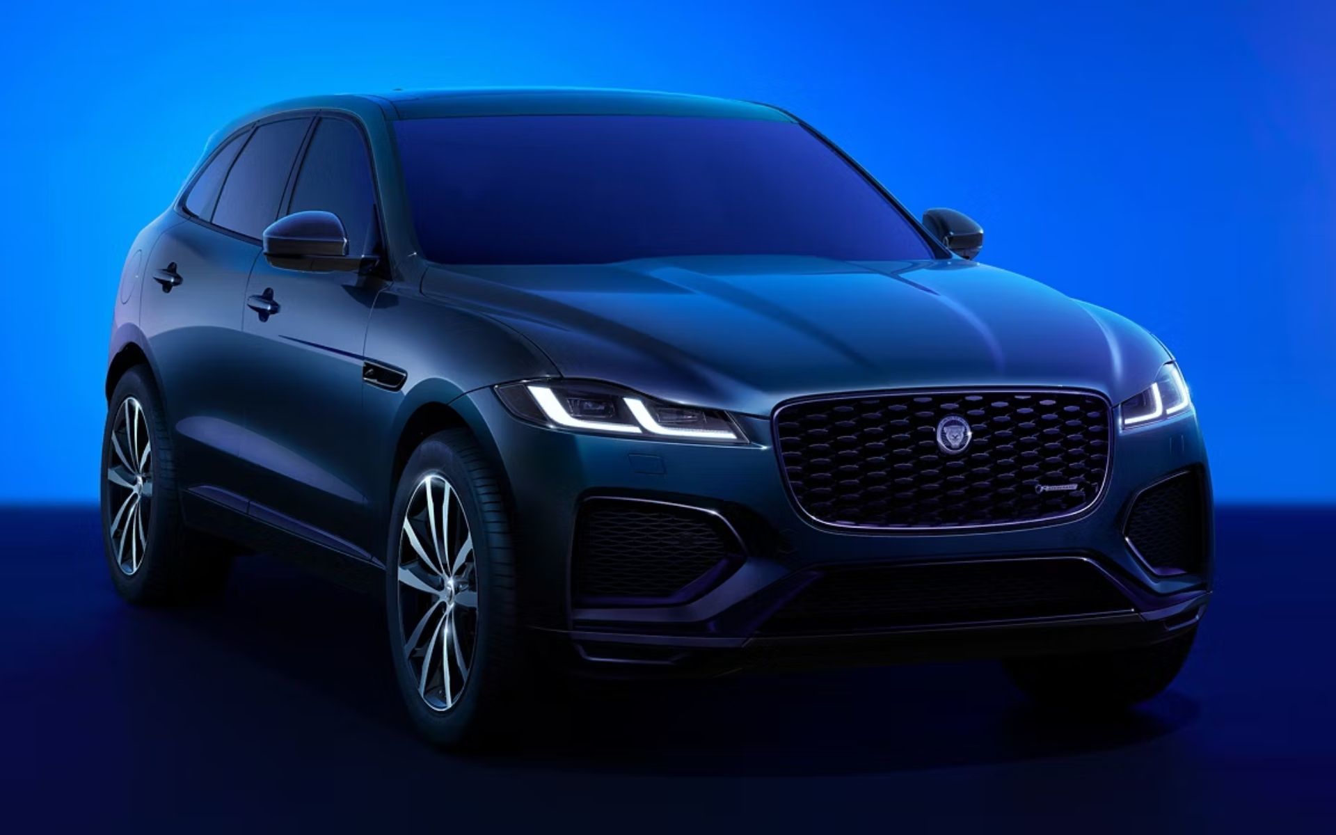 Luxury That Performs: 2026 Jaguar F-Pace