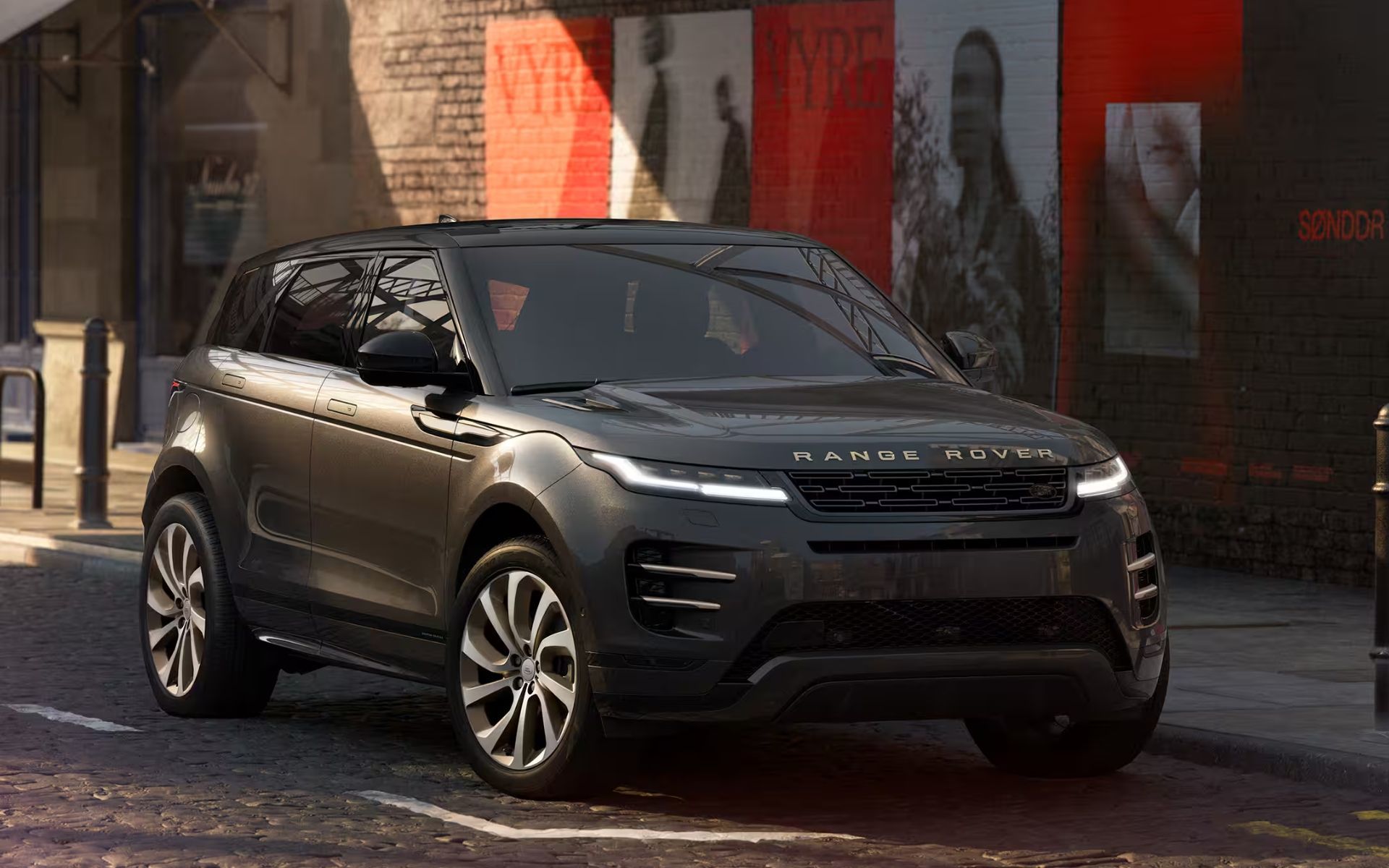 Discover the 2026 Range Rover Evoque: Where City Chic Meets Off-Road Mastery