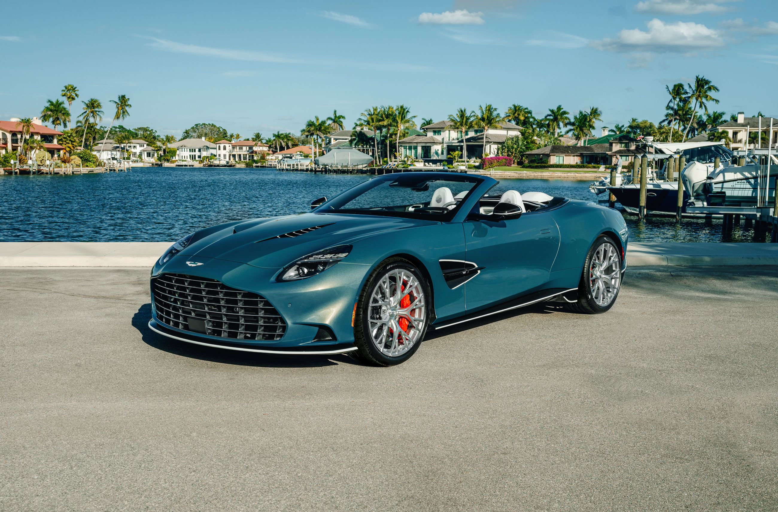 2026 Aston Martin Vanquish: A New Peak of Performance and Luxury