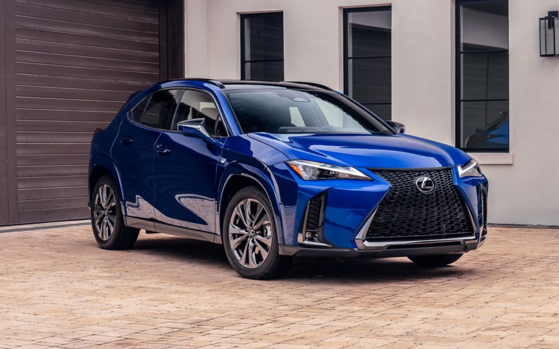 Lexus UX Hybrid 2026