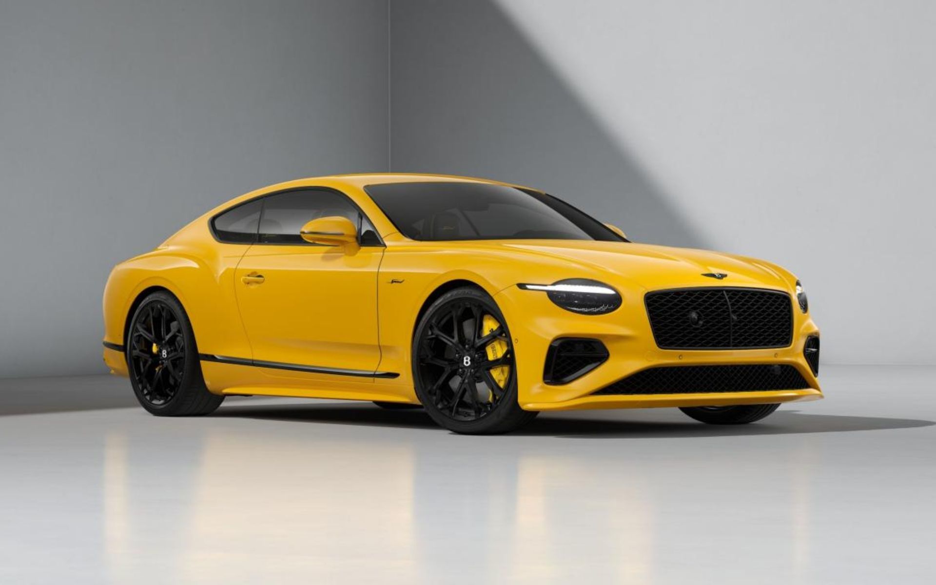 2026 Bentley Continental: Advanced Technology Meets Everyday Confidence