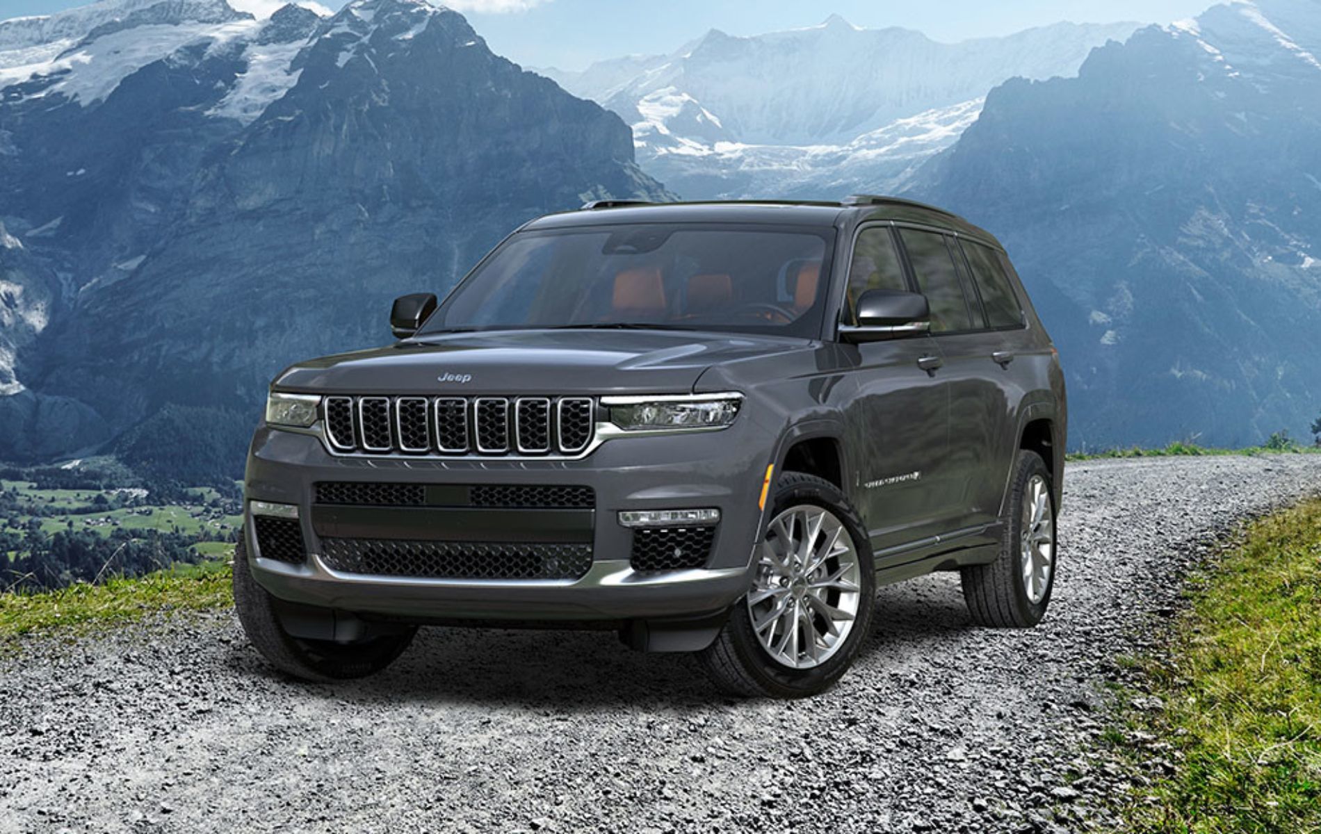 2026 Grand Cherokee: The SUV That Doesn't Know Off-Limits