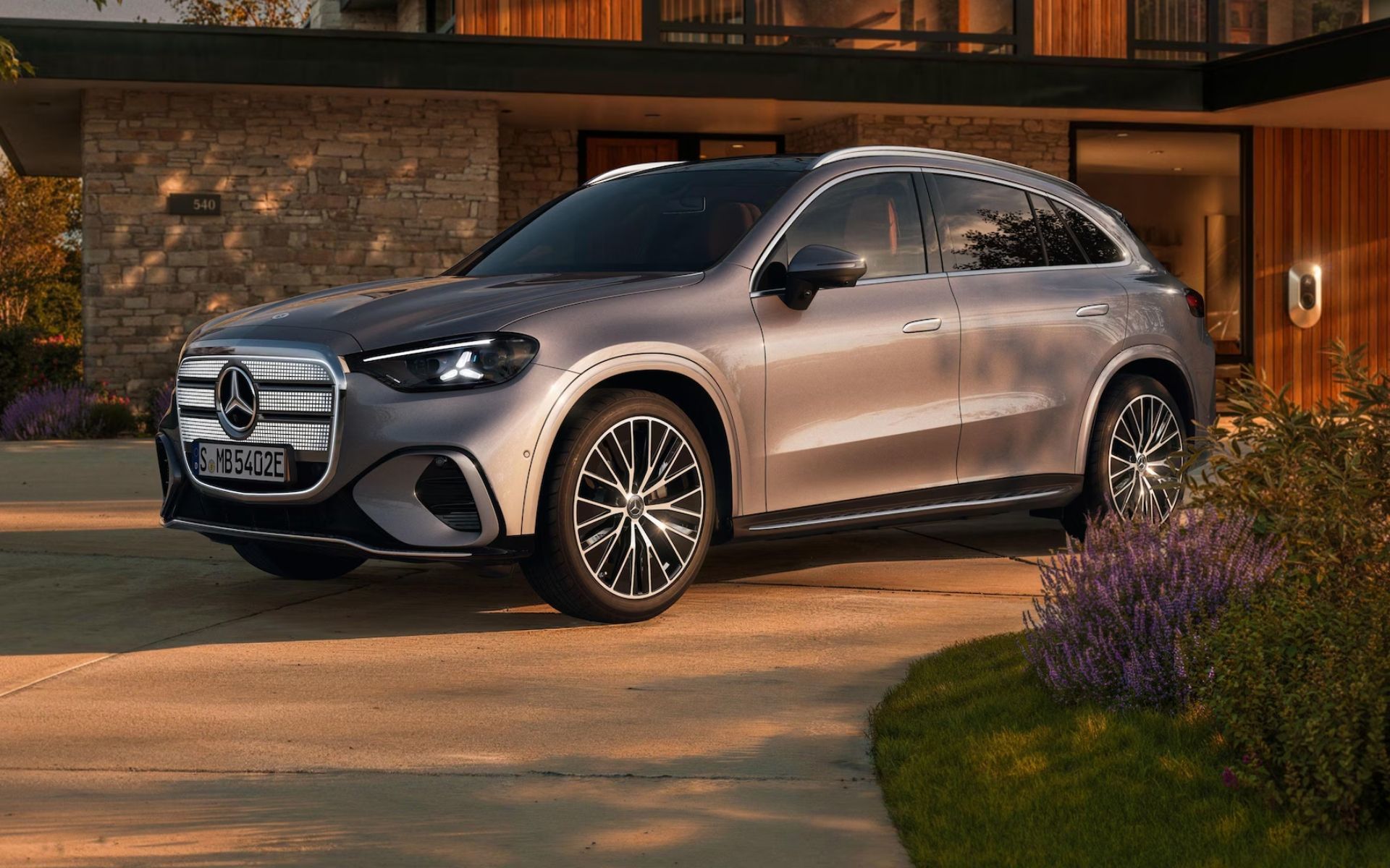 2027 Mercedes-Benz GLC: Electric Luxury, Reimagined