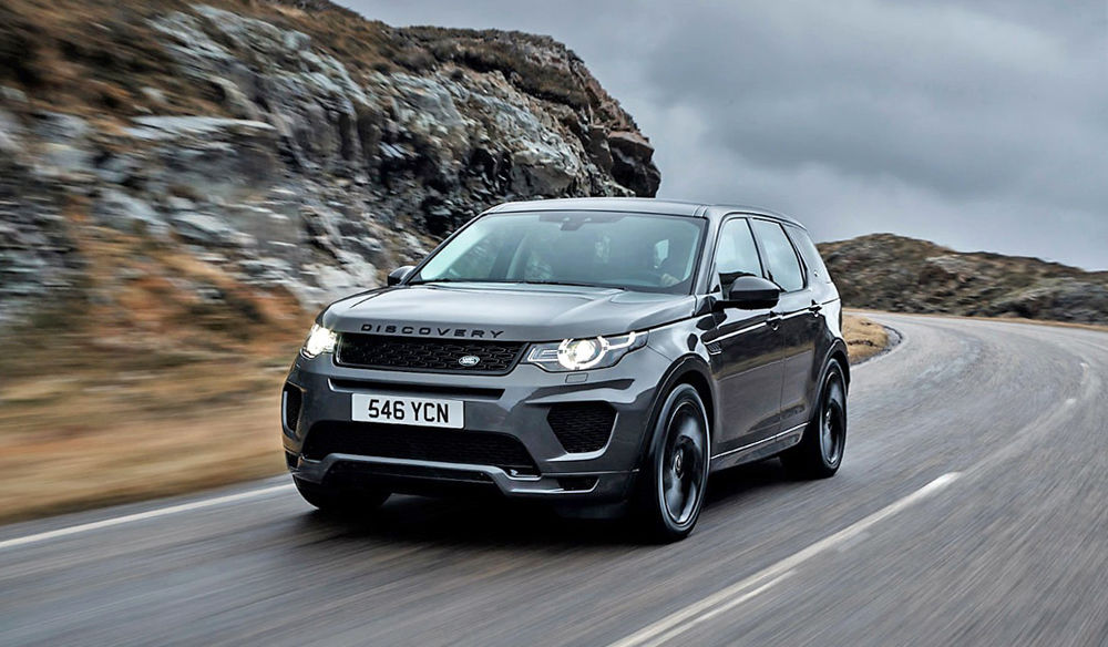 THE 2018 LAND ROVER DISCOVERY SPORT VS. THE COMPETITION