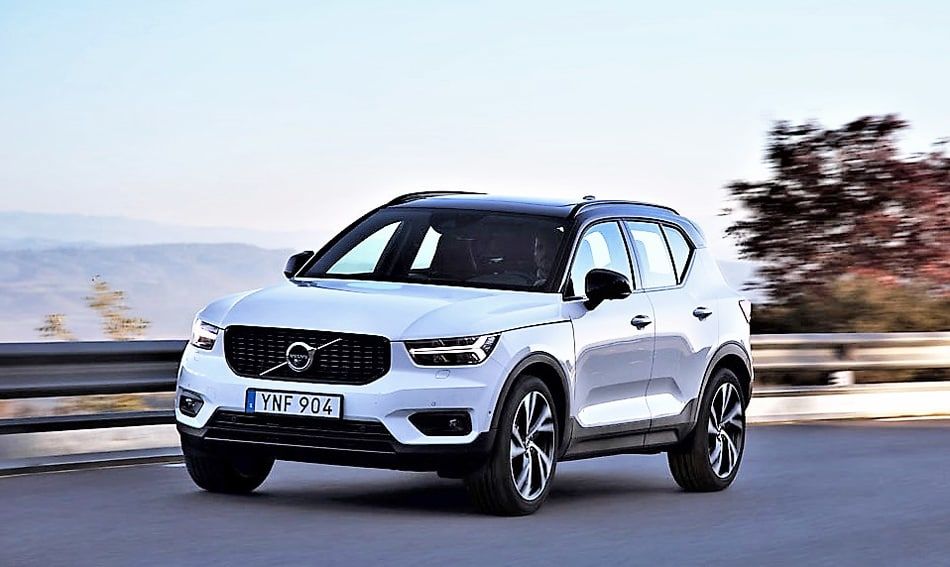 The 2019 Volvo XC40 vs. The Competition