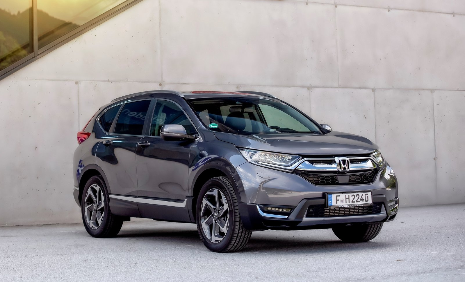 Vancouver Honda | 2019 Honda CR-V: Five Generations of Compact SUV ...