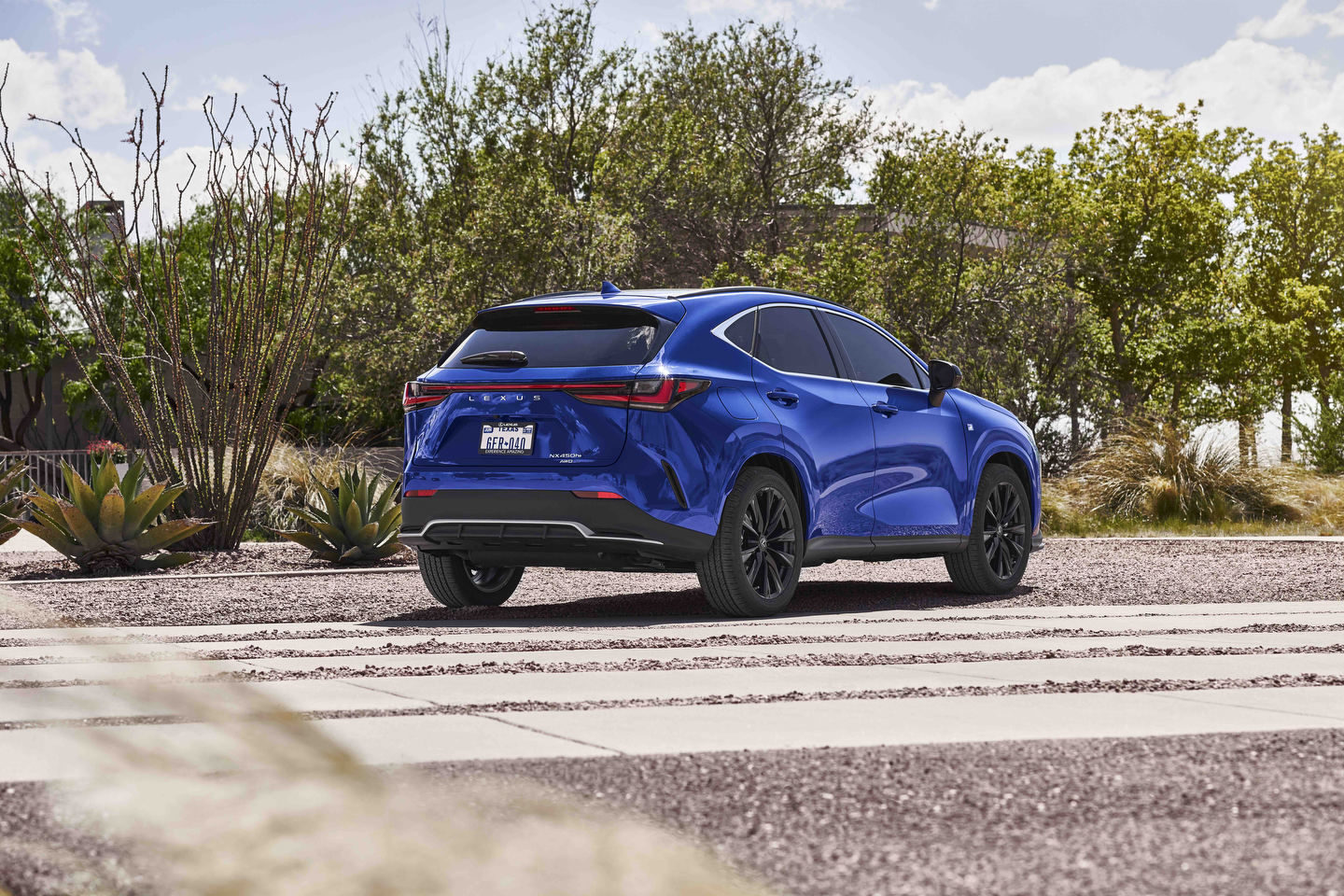 Les Technologies qui rendent le Lexus NX plus économe en carburant