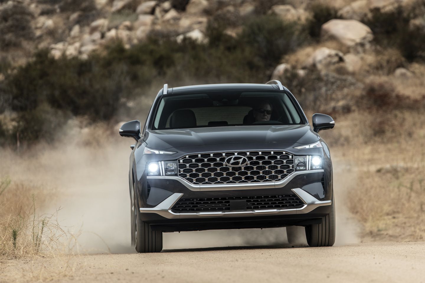 Winnipeg Hyundai Hyundai Santa Fe vs. Hyundai Palisade Battle of the