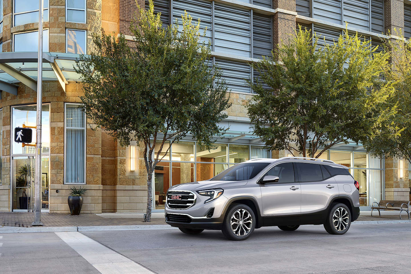 Le GMC Terrain est l'un des meilleurs VUS d'occasion pour les adolescents selon l'IIHS