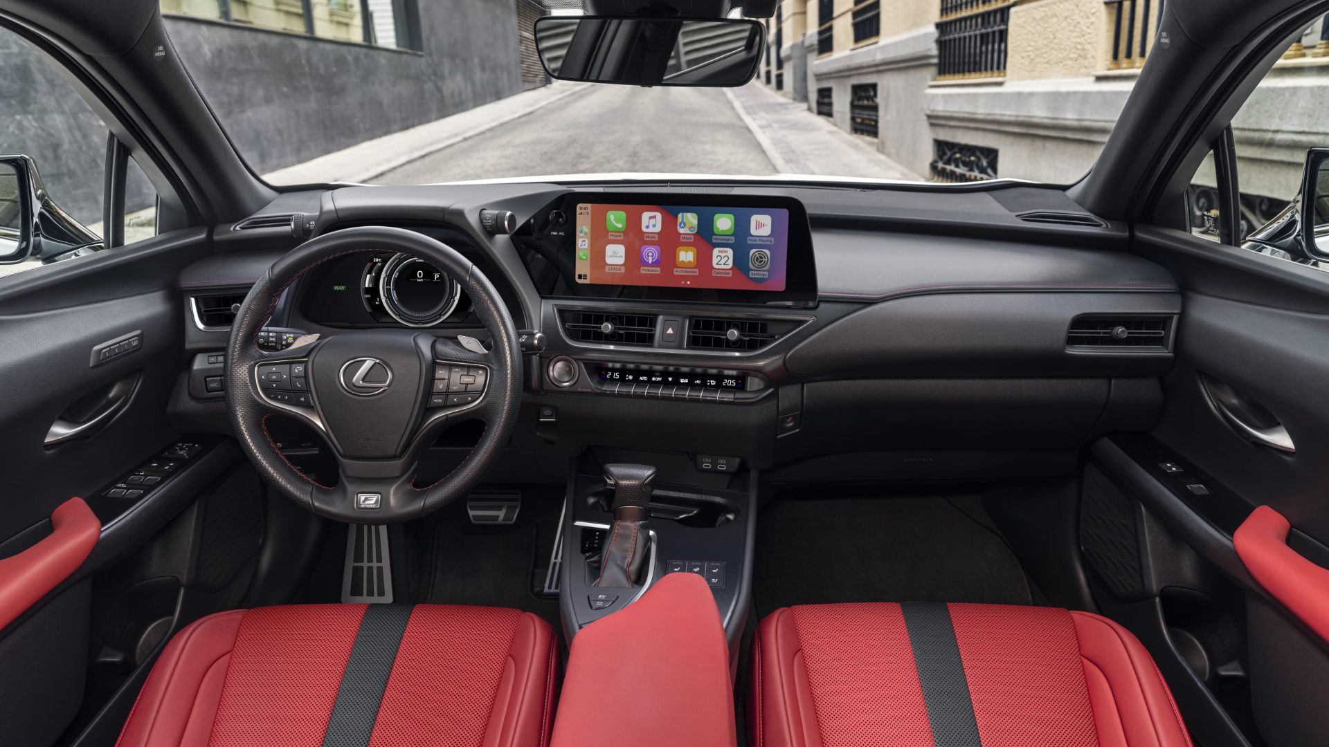 Tight Spots? How Lexus' Panoramic View Monitor Helps You Navigate Square One's Holiday Parking Chaos