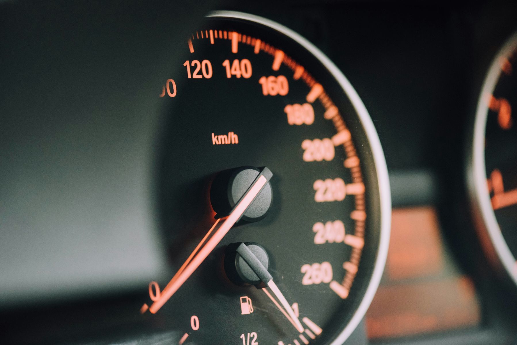 Quebec’s Automotive Market Trends: What to Expect in 2025-2026