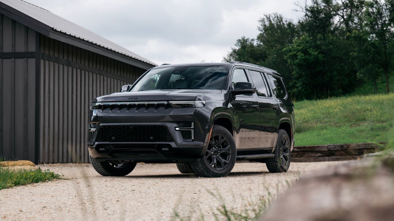 Pourquoi le Jeep Grand Wagoneer 2026 est le véhicule ultime pour les vacances en famille