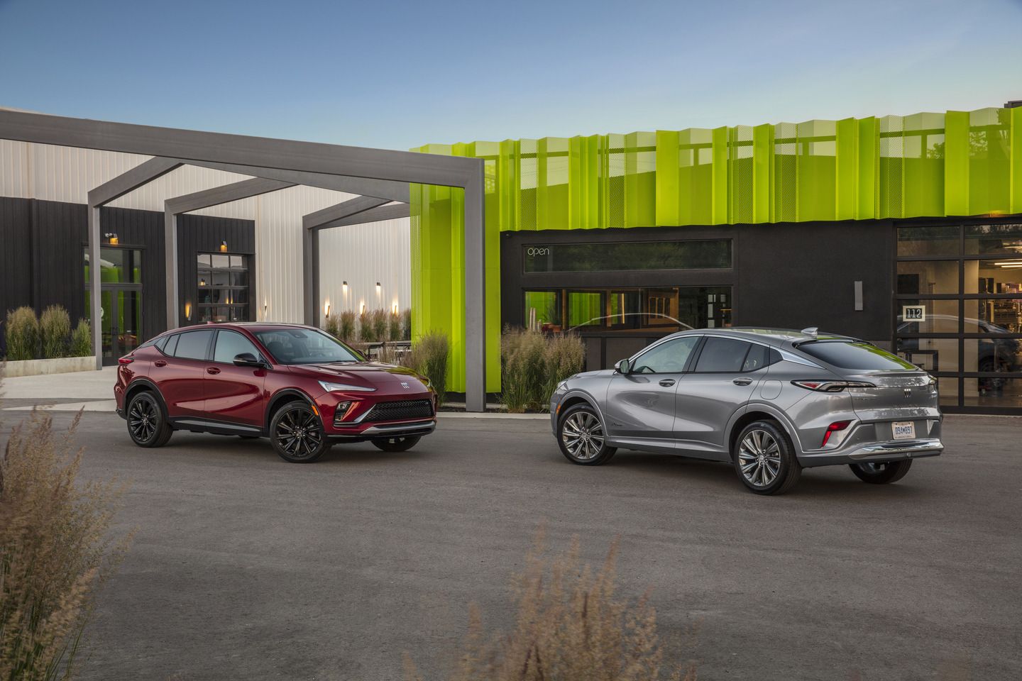 VUS compact de luxe : versions et caractéristiques du Buick Envista 2025