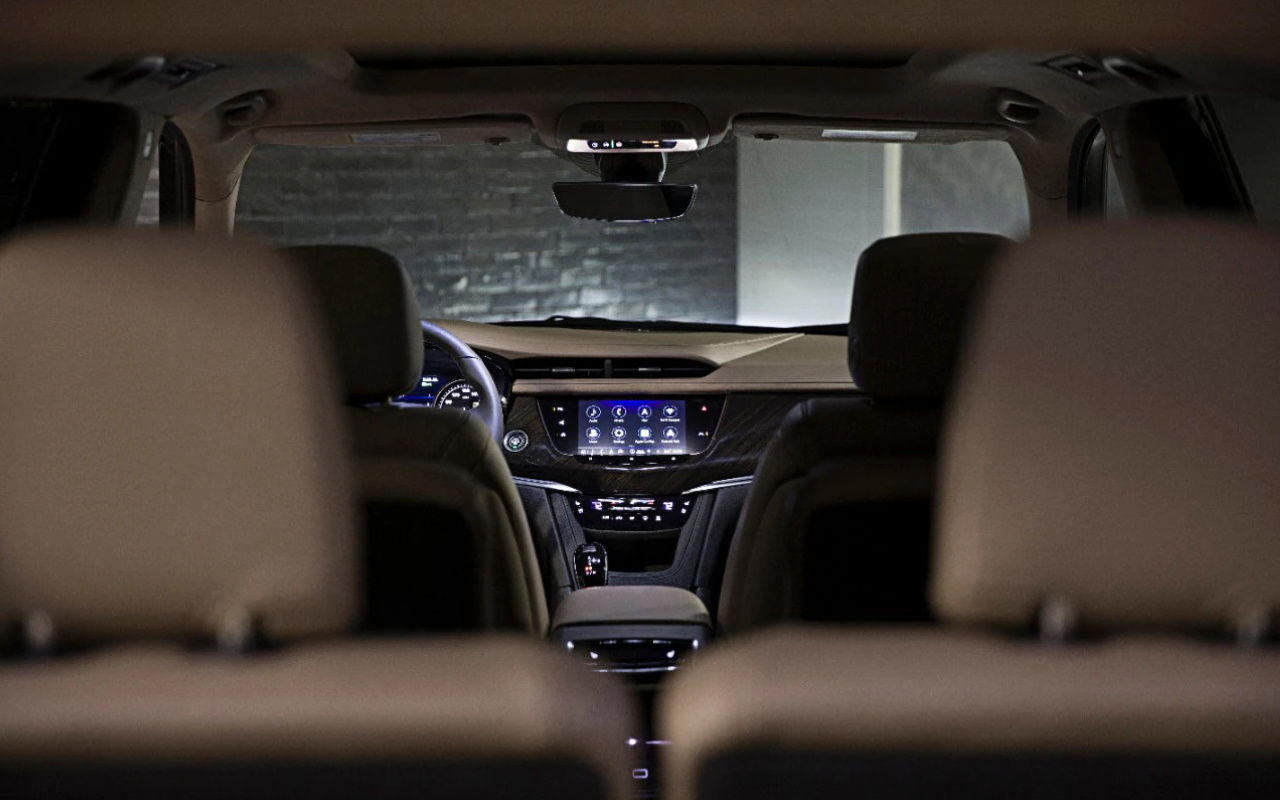 cockpit and dashboard view of a 2020 Cadillac XT6