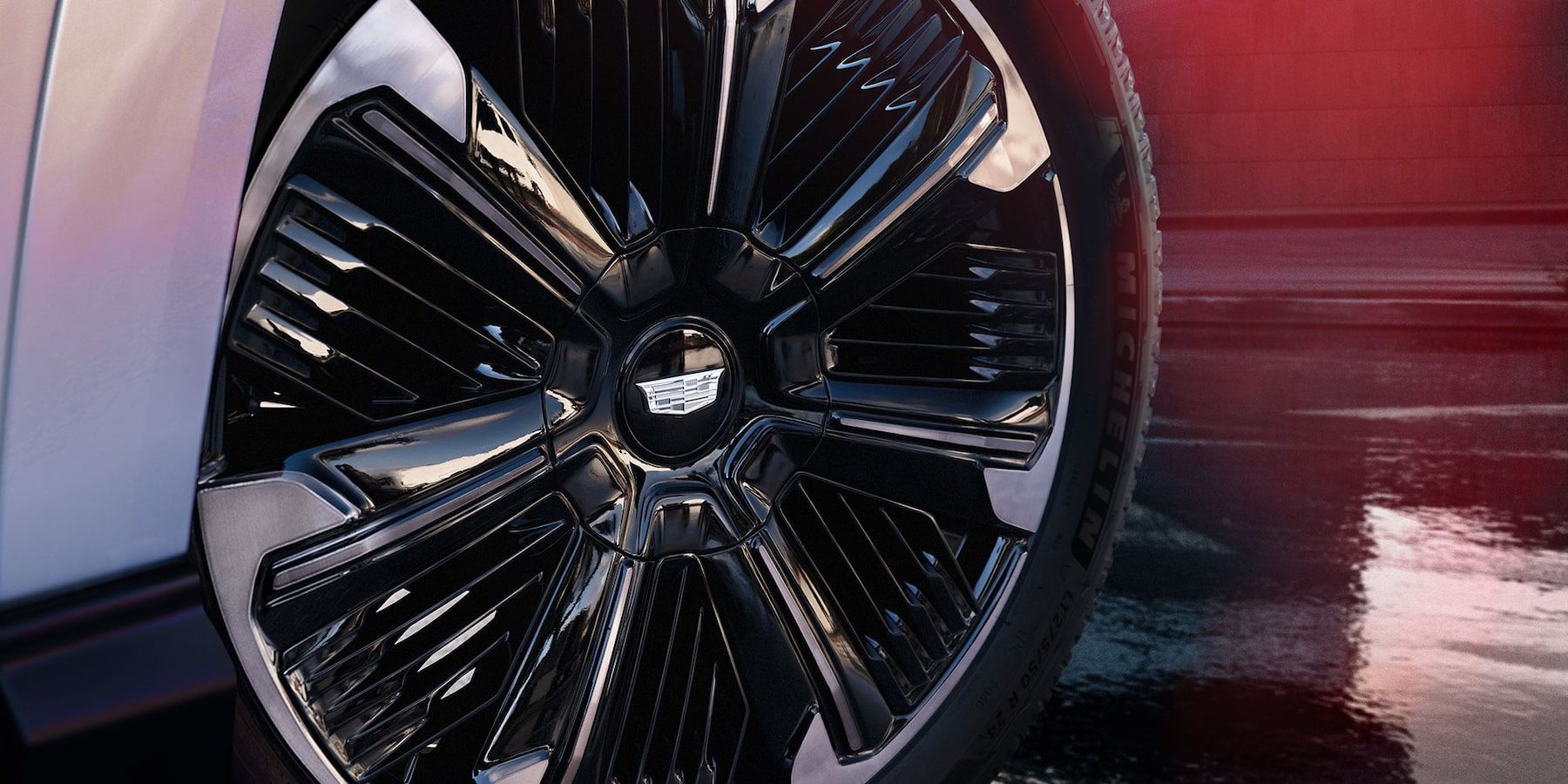 Close-up of a wheel of the 2025 Cadillac Escalade IQ.