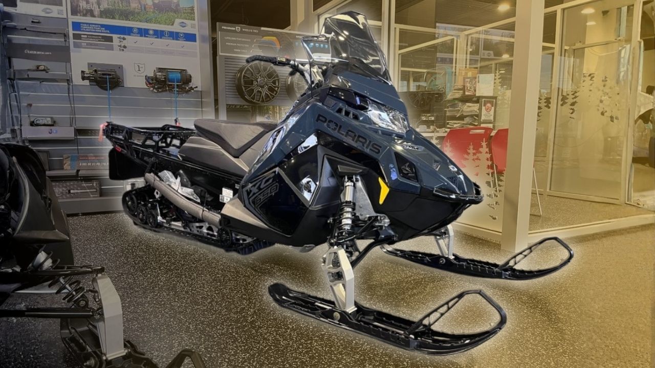 Dominez l’hiver avec la Polaris Voyageur XC 155 2026