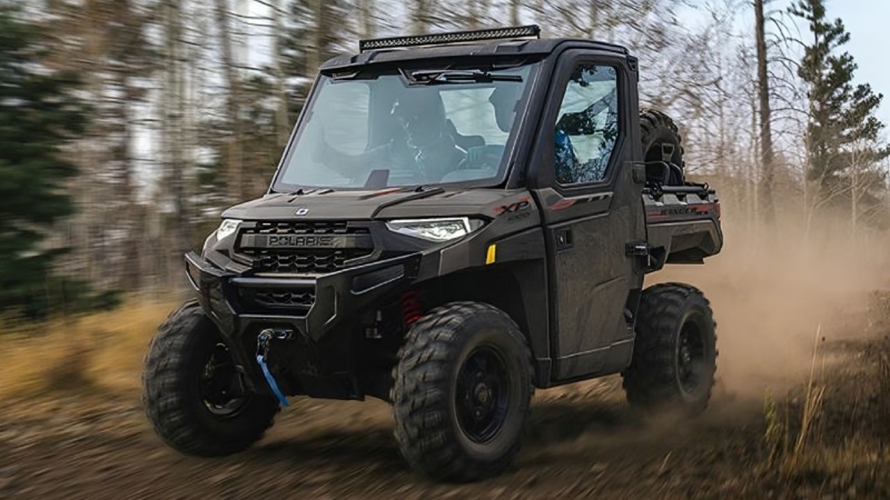 Polaris Ranger XP 1000 Cab 2027 : un côte à côte prêt à affronter toutes les saisons