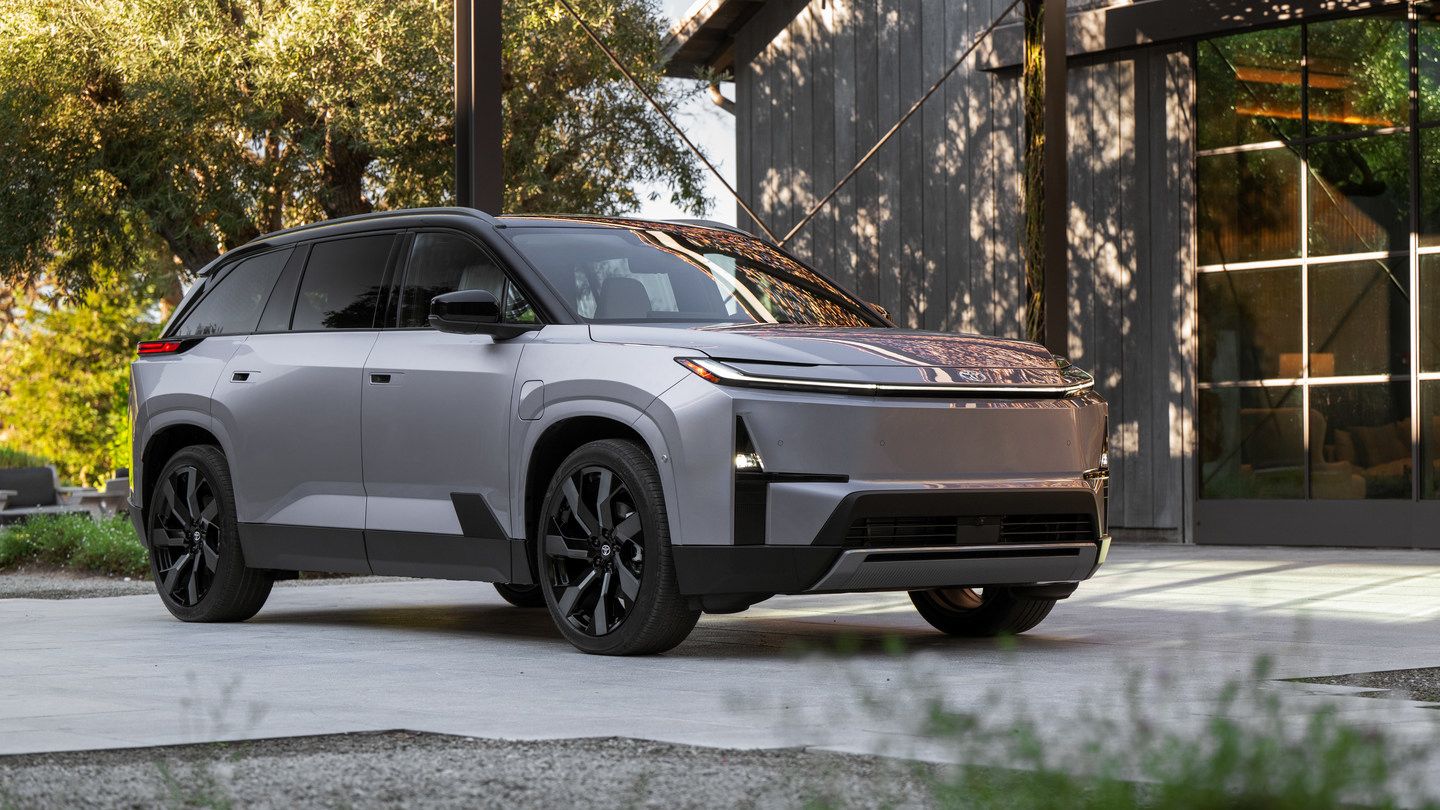 Le Toyota Highlander 2027 : le VUS que vous aimez passe au tout électrique
