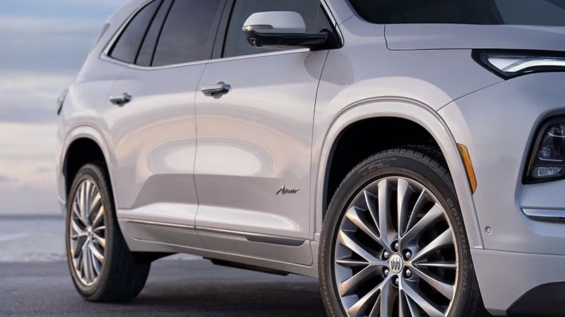 Close-up of the Buick Enclave 2025.