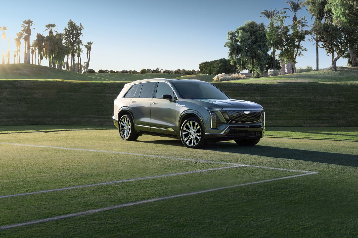 Remorquer votre bateau en toute confiance avec le VUS électrique Cadillac Vistiq 2026