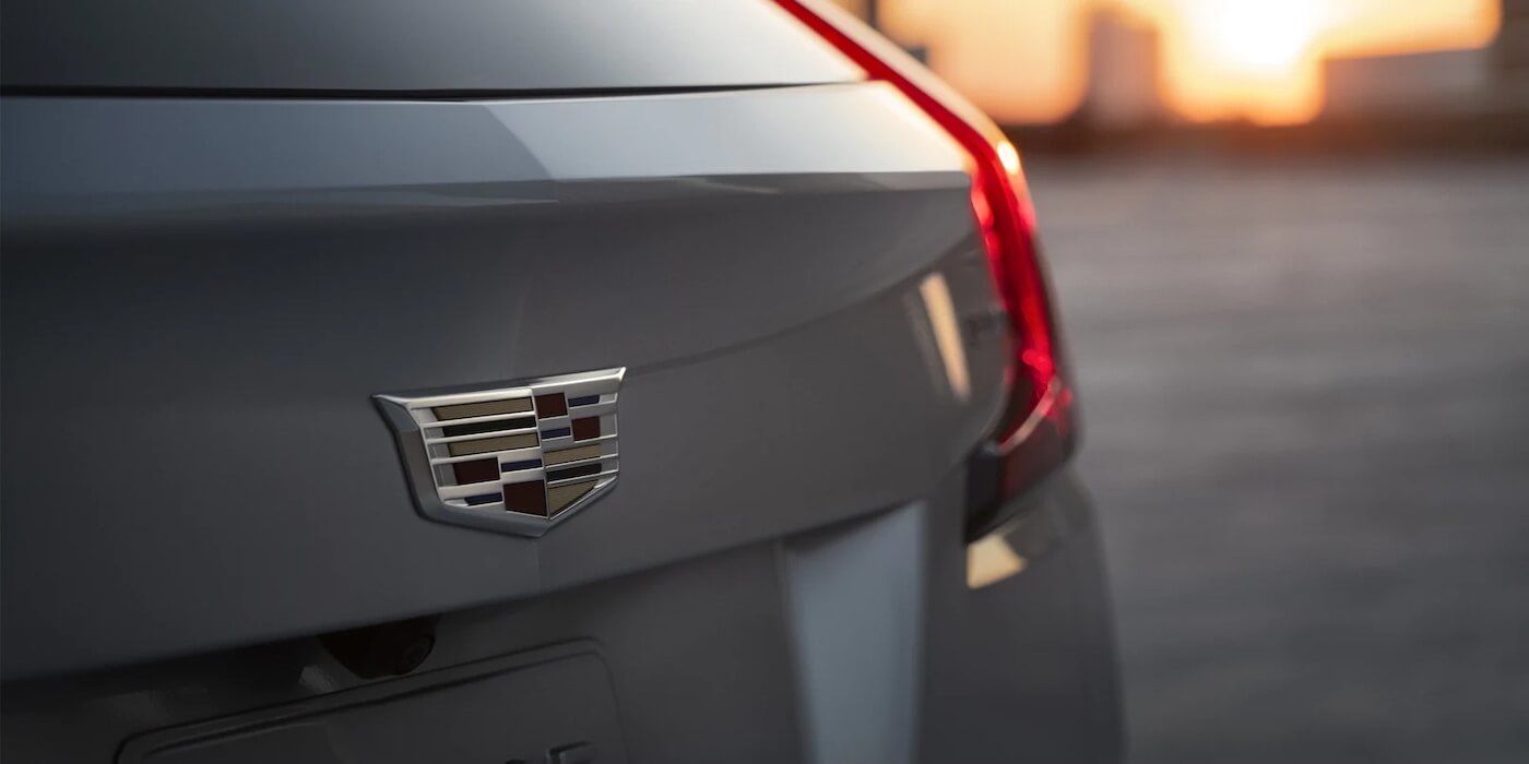 Close-up of the cadillac logo on the back of the 2021 Cadillac XT4