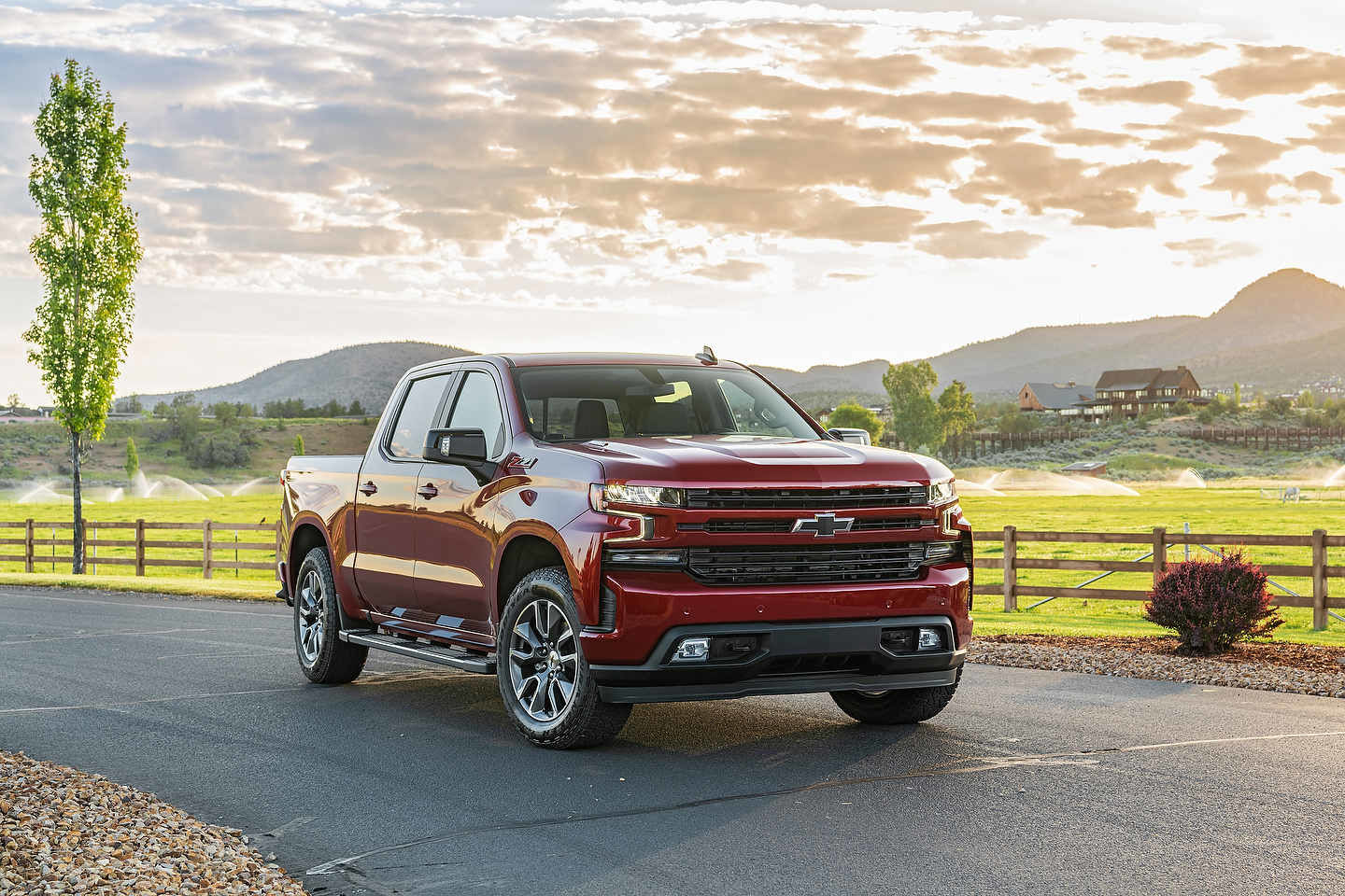 Chevrolet Silverado 1500 2021 vs Ford F-150 2021: toujours plus polyvalent!