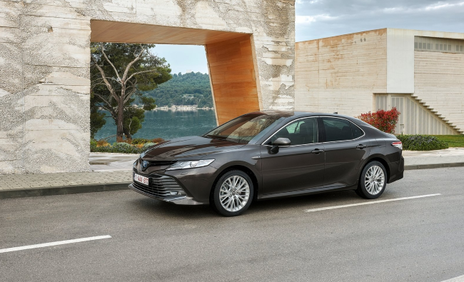 La Toyota Camry 2019, une berline élégante dotée d'une technologie de pointe