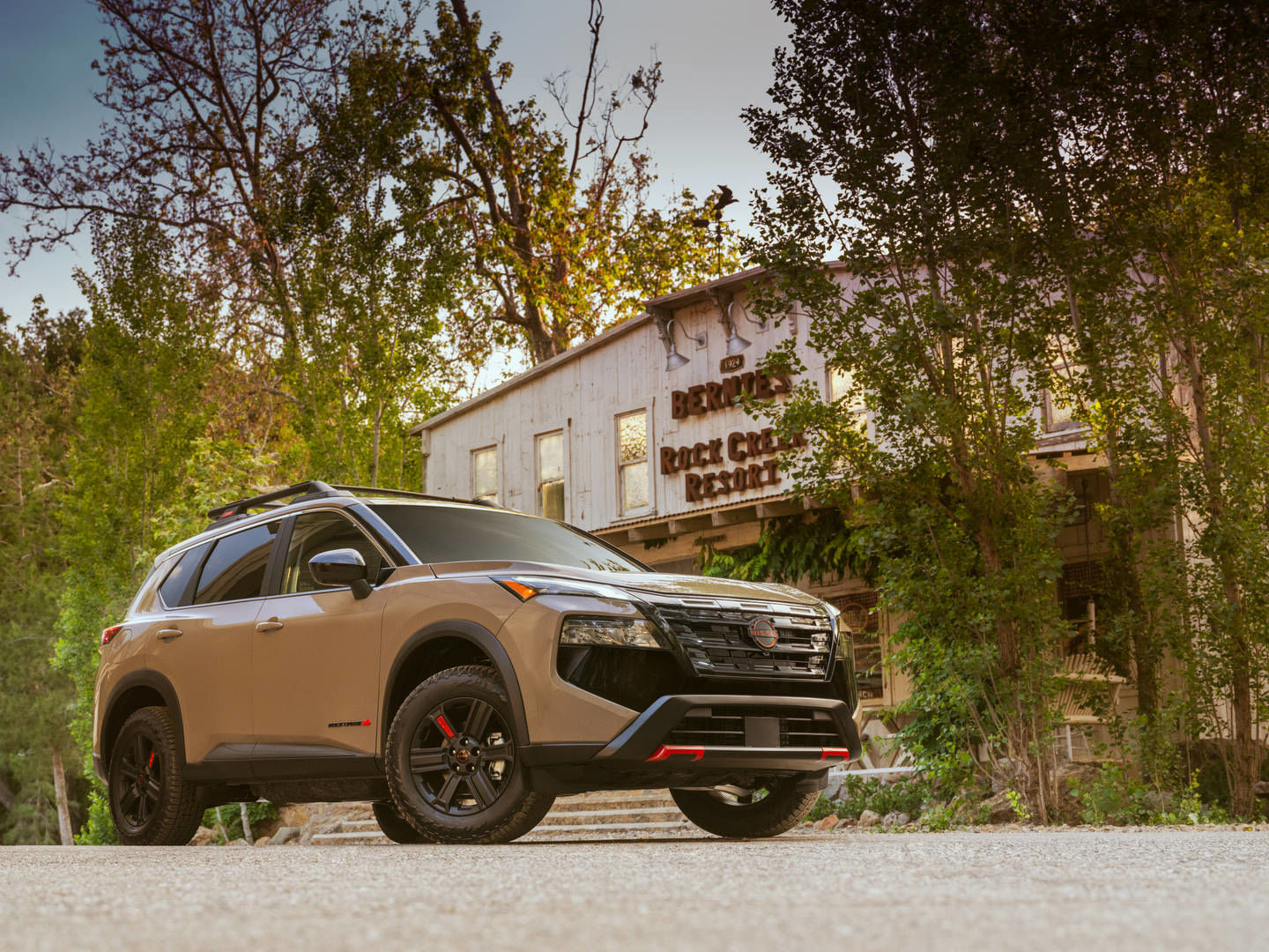 Nissan Debuts 2025 Rogue Rock Creek Edition: Rugged Styling, Enhanced Technology