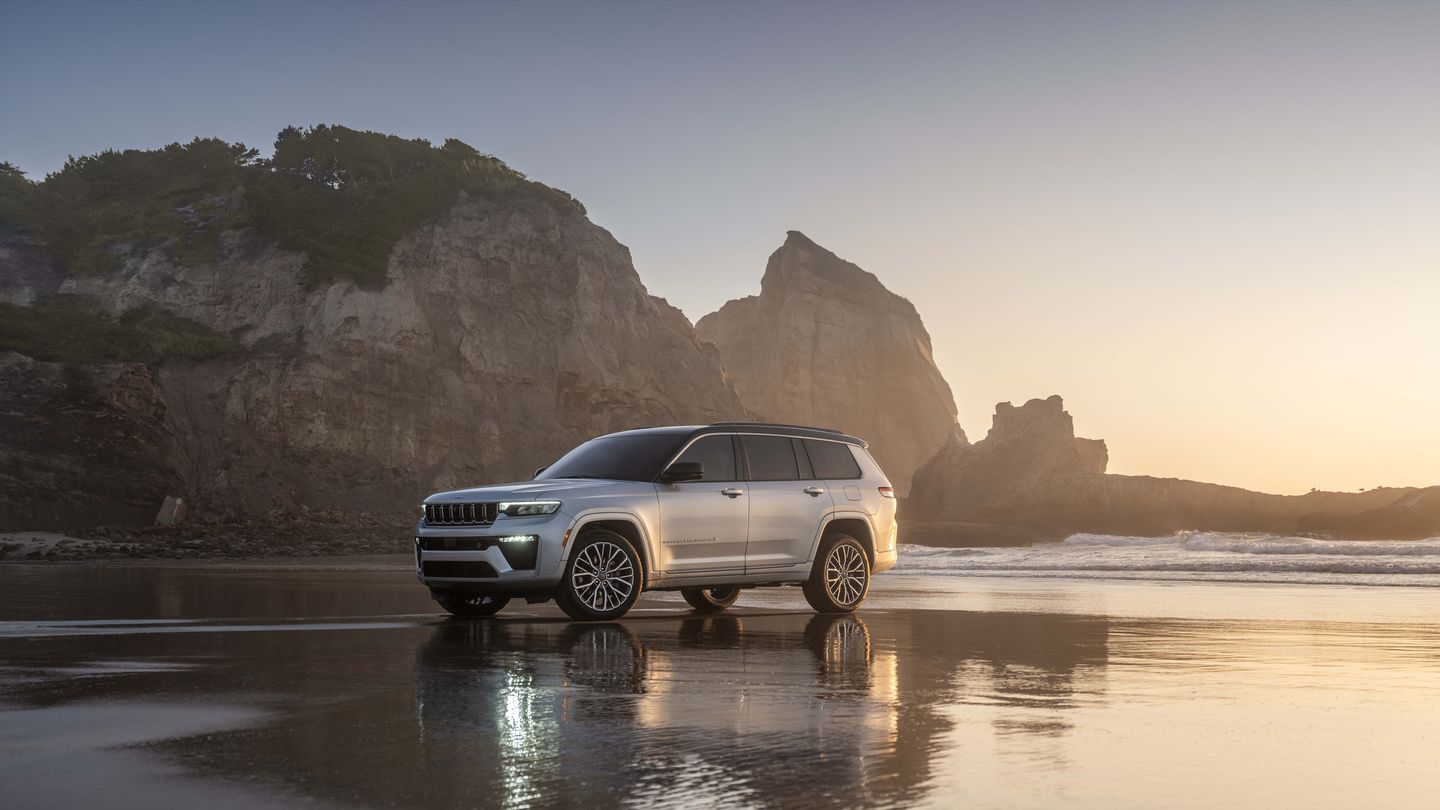 How Much Room Does the 2026 Jeep Grand Cherokee L Give a Growing Family?