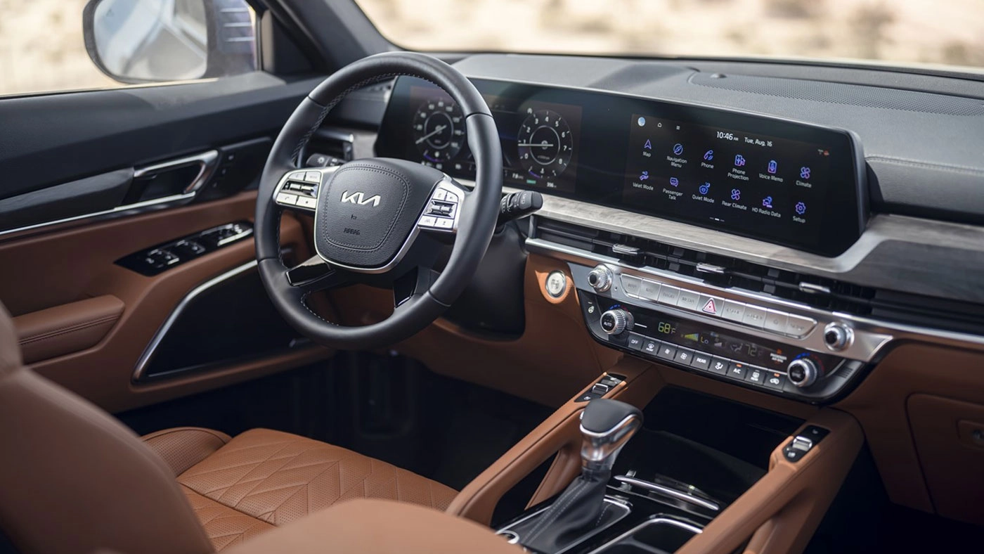 Vue de l'int&eacute;rieur et du tableau de bord du Kia Telluride 2026