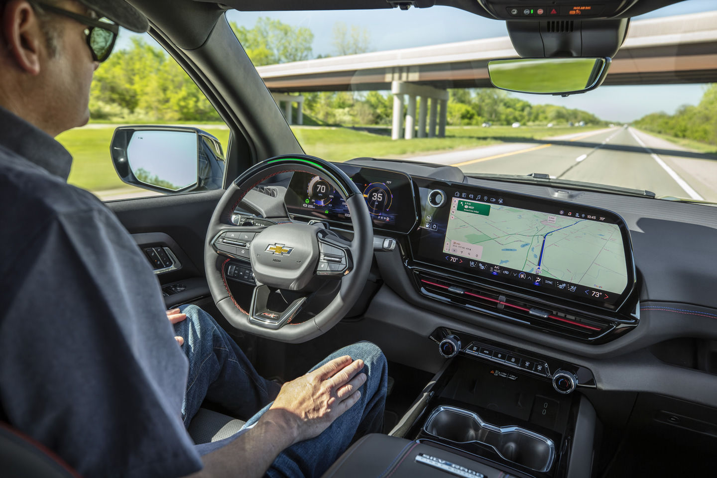 La technologie SuperCruise récompensée par MotorTrend